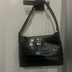 Vintage Dooney & Bourke Black Croc-Embossed Shoulder Bag *GREAT CONDITION